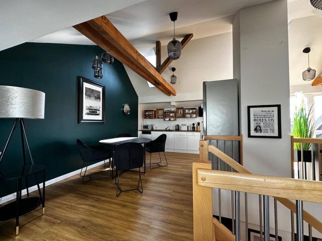 Nr 14 - Hochwertiges 3 Zimmer Maisonette Appartment Mit Grosszugigen Wohnbereich Und Balkon Leipzig Bagian luar foto
