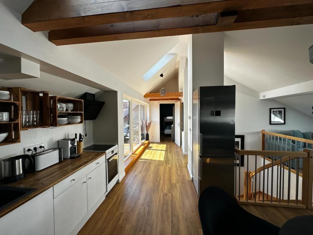 Nr 14 - Hochwertiges 3 Zimmer Maisonette Appartment Mit Grosszugigen Wohnbereich Und Balkon Leipzig Bagian luar foto